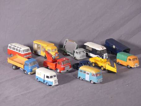 Dinky toys France - Lot de 11 véhicules dont 