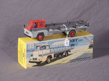 Dinky toys France - Camion saviem porte fer - 