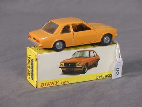 Dinky toys Espagne - Opel Ascona - neuf en boite 