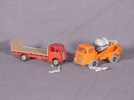 Dinky toys GB - 2 véhicules - camion Albion 