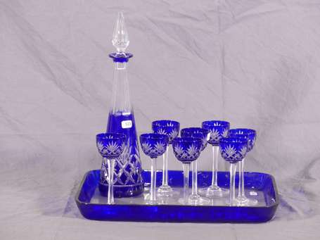 Service à liqueur en cristal doublé bleu taillé de