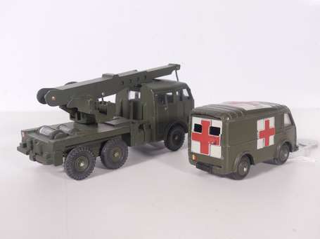 Dinky toys France - 2 véhicules militaires - 