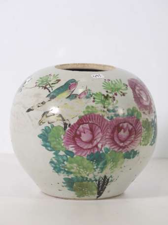 CHINE - Pot à gingembre en porcelaine à décor 