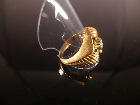 Bague en or jaune 18K (750°/00), le corps 