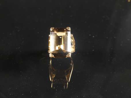 Bague de cocktail en or jaune 18K (750°/00) ornée 