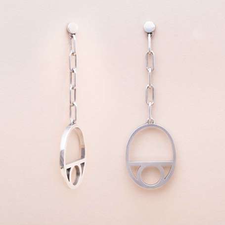 HERMES - Paire de pendants d'oreilles en argent 