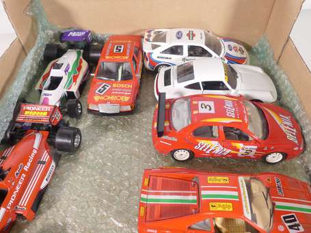 Burago 1/24 - 12 voitures dont F1 - sans boite