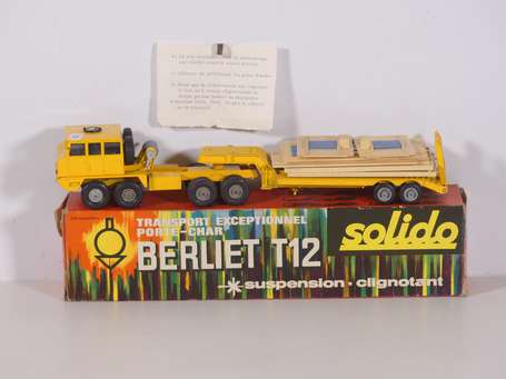 Solido - Berliet porte engins - bel état d'usage 