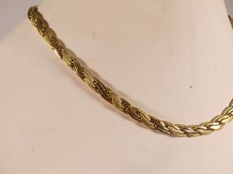 Collier maille plate torsadée en or jaune 18K 