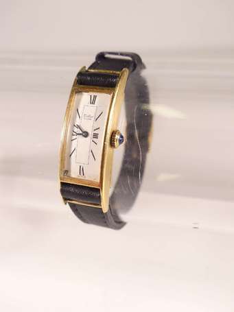 Montre bracelet de dame, le boitier rectangulaire 