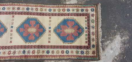 Tapis Kars (chaîne, trame et velours en laine), 