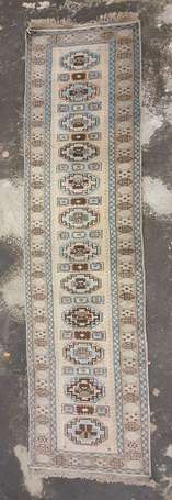 Tapis Turc (chaîne, trame et velours en laine), 