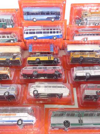 Série presse - Hachette - 20 autocars - neuf en 