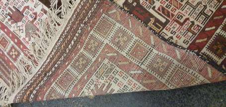 Tapis Turkmène (chaîne, trame et velours en 