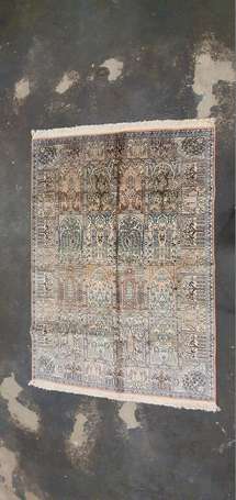 Tapis cachemire en soie (chaîne, trame et velours 
