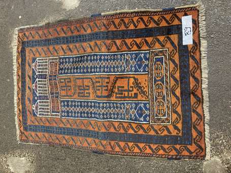 Tapis afghan (chaine, trame et velours en laine). 