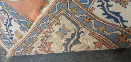 Tapis Kars (chaîne, trame et velours en laine), 