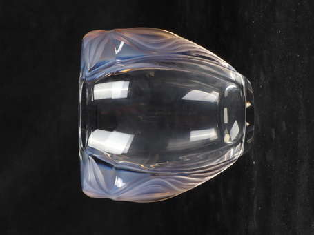 LALIQUE France - Vase en cristal modèle 
