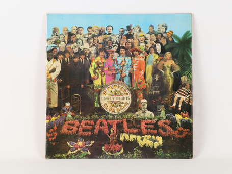 THE BEATLES - Sgt. Peppers's Lonely Hearts Club 