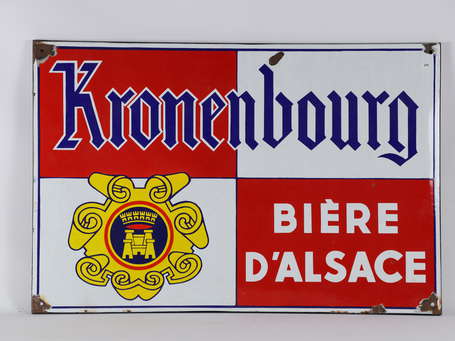 KRONENBOURG : Plaque émaillée plate à rebords. 