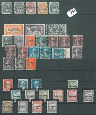 Spécimen - Lot de timbres N* et usés surchargés - 