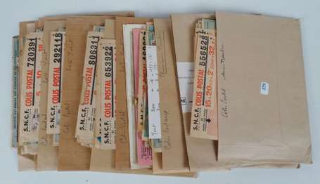 Colis postaux petits lots de timbres sur documents