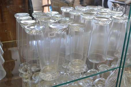 Daum Service de verres droits en cristal, la base 