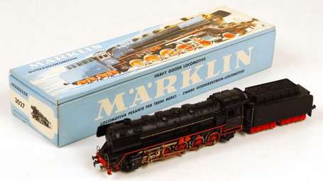 Marklin HO  - locomotive avec tender , 150 , 44690