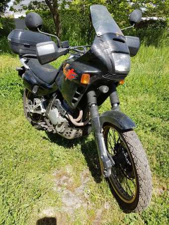 MTTE SOLO HONDA Modéle : 650 Dominator 3000 36 BFP