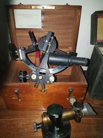 Sextant