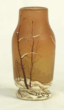 LEGRAS - Petit vase sur talon en verre nuancé brun