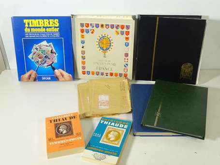 Dans un gros carton Albums de timbres divers Monde