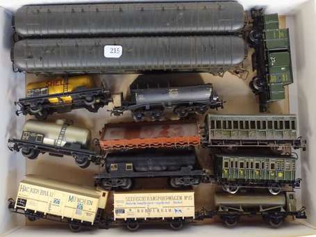 Diverses marques - lot voitures et wagons 