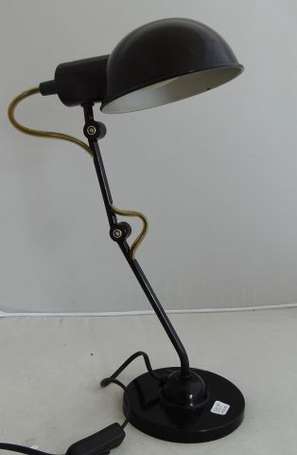 Lampe de bureau articulée en métal laqué noir, le 
