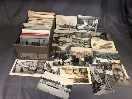 France , étranger et divers - une boite d'environ 