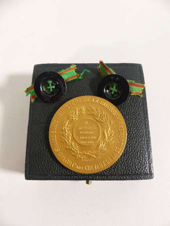 Médaille de table - Ministère de la Guerre, soins 