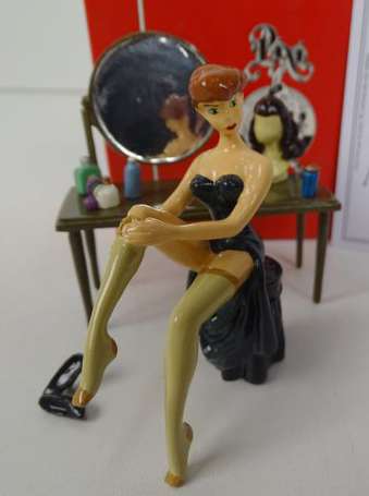 Pixi Pin-Up : La pin-up devant sa coiffeuse, réf. 