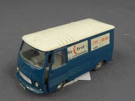 Dinky toys france- Peugeot J7 