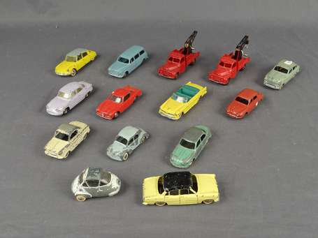 Dinky toys et divers - Lot de 14 voitures dans 