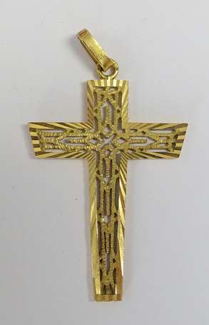 Pendentif en or jaune 18K (750°/00) à motif d'une 