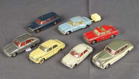 Dinky toys fr - Lot de 7 véhicules dont Peugeot 