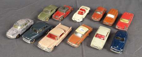 Dinky toys - Lot de voitures en l'état 