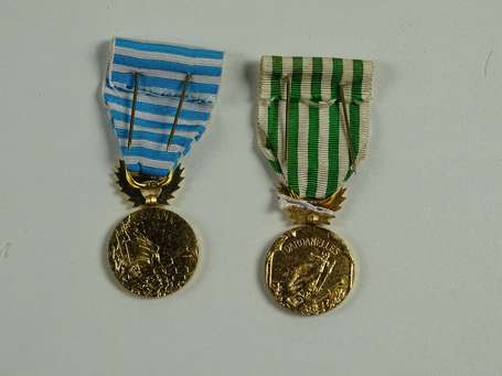 Mil - Deux médailles modernes - levant et 
