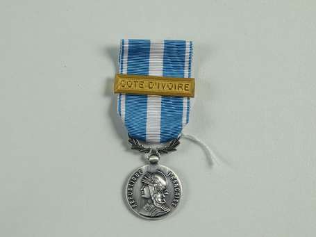 Mil - Médaille d'outre-mer - barrette 