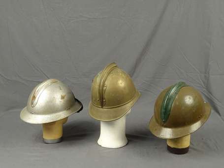 Pompier - Lot de 3 casque, une coque 1885, une 