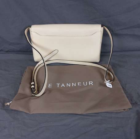 LE TANNEUR Sac pochette bandoulière en cuir crème,