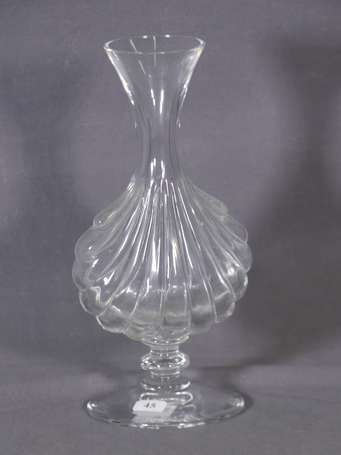 BACCARAT - Vase coquille en cristal, la corps 