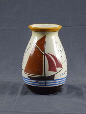 KERVELLA Jos (1915 1956) - Vase ovoïde en faïence 