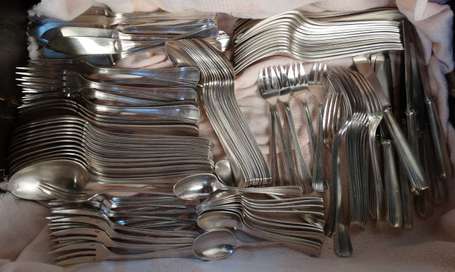 Christofle - Partie de ménagère  en métal argenté 