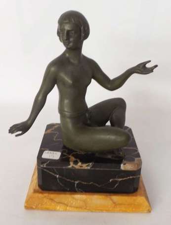 Femme égyptienne assise Sujet en bronze d'art à 